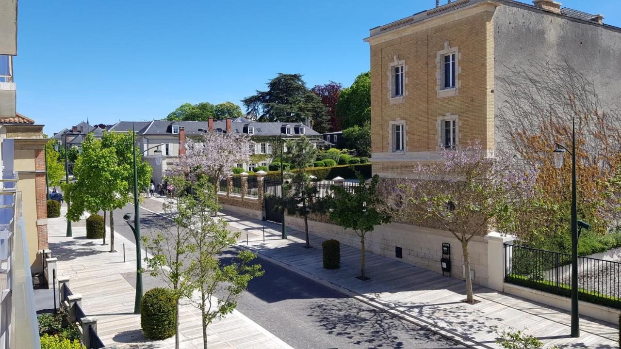 L'Epopee De L'Avenue - Parking - Avenue De Champagne - Epernay Apartamento Exterior foto